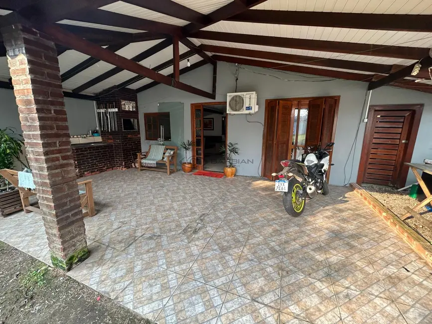 Foto 3 de Casa com 3 quartos à venda, 103m2 em Avenida, Santa Cruz Do Sul - RS