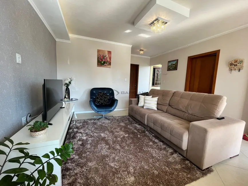 Foto 9 de Casa com 3 quartos à venda, 230m2 em Margarida, Santa Cruz Do Sul - RS