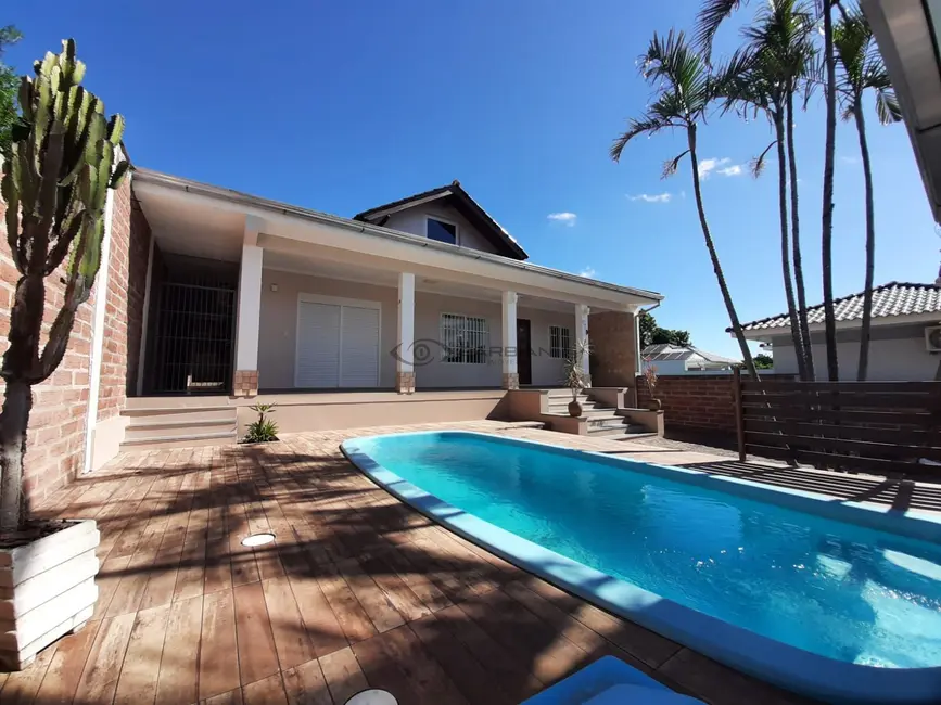 Foto 1 de Casa com 3 quartos à venda, 230m2 em Margarida, Santa Cruz Do Sul - RS