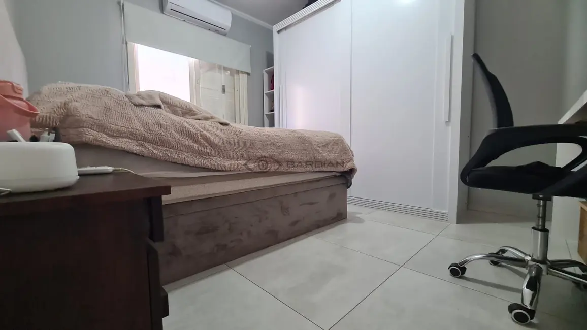 Casa com 3 quartos à venda, 144m2 em João Alves, Santa Cruz Do Sul - RS - imagem 9 Foto 9 de Casa com 3 quartos à venda, 144m2 em João Alves, Santa Cruz Do Sul - RS