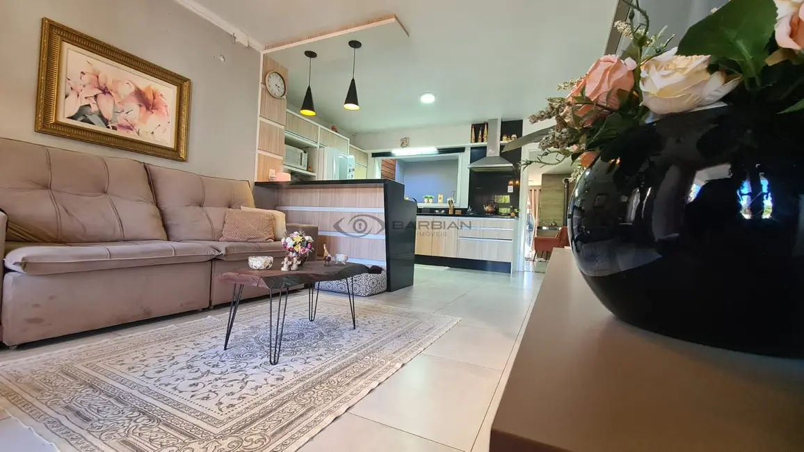 Casa com 3 quartos à venda, 144m2 em João Alves, Santa Cruz Do Sul - RS - imagem 2 Foto 2 de Casa com 3 quartos à venda, 144m2 em João Alves, Santa Cruz Do Sul - RS