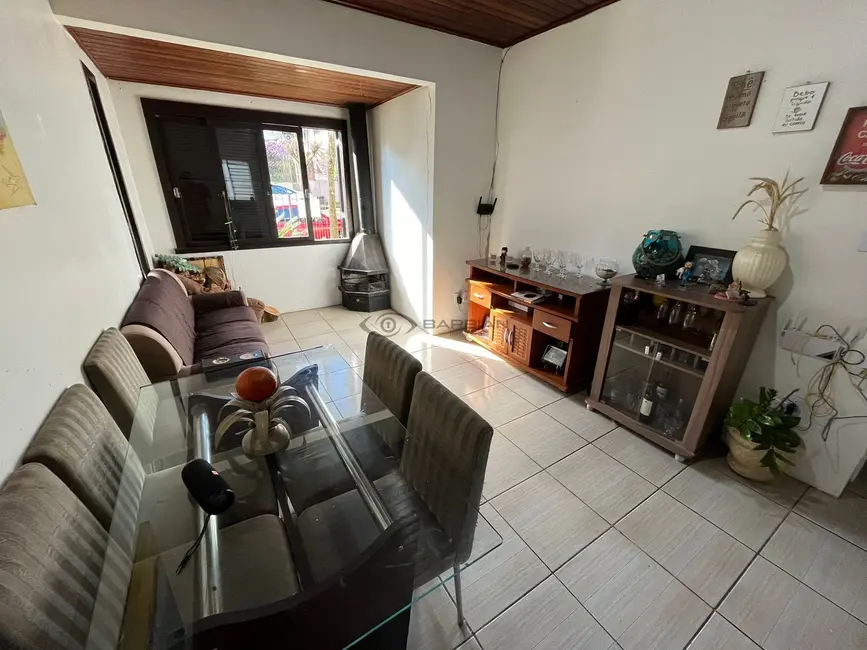 Foto 2 de Casa com 3 quartos à venda, 110m2 em Arroio Grande, Santa Cruz Do Sul - RS