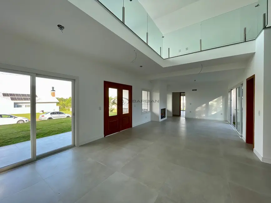 Foto 6 de Casa com 3 quartos à venda, 237m2 em Country, Santa Cruz Do Sul - RS