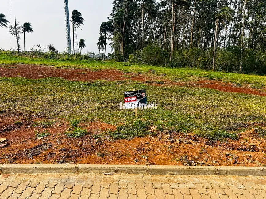 Foto 1 de Terreno / Lote à venda, 330m2 em João Alves, Santa Cruz Do Sul - RS