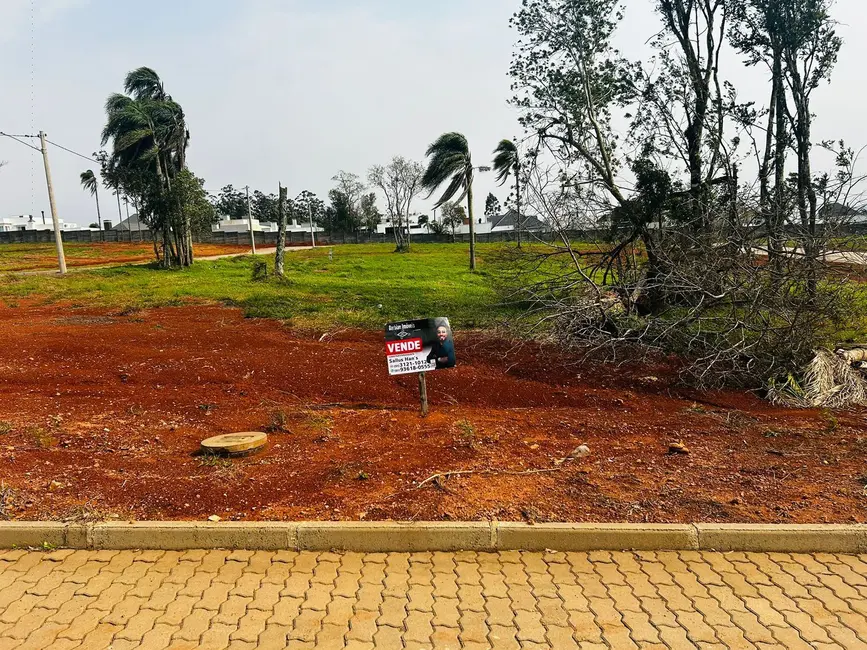 Foto 1 de Terreno / Lote à venda, 330m2 em João Alves, Santa Cruz Do Sul - RS