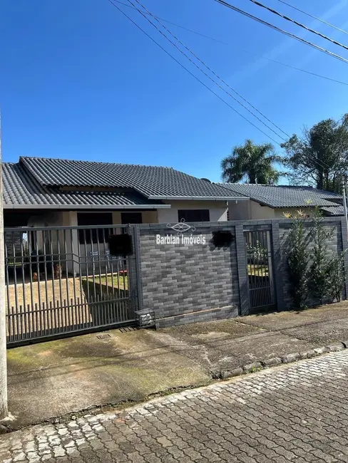 Foto 1 de Casa com 2 quartos à venda, 108m2 em João Alves, Santa Cruz Do Sul - RS