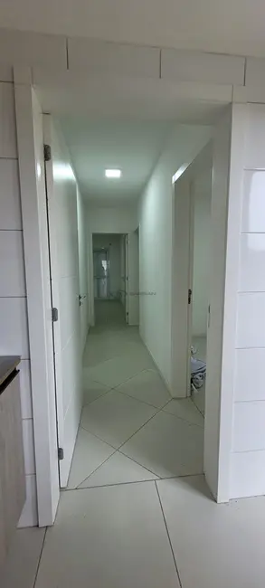 Foto 8 de Apartamento com 3 quartos à venda, 111m2 em Santo Inácio, Santa Cruz Do Sul - RS
