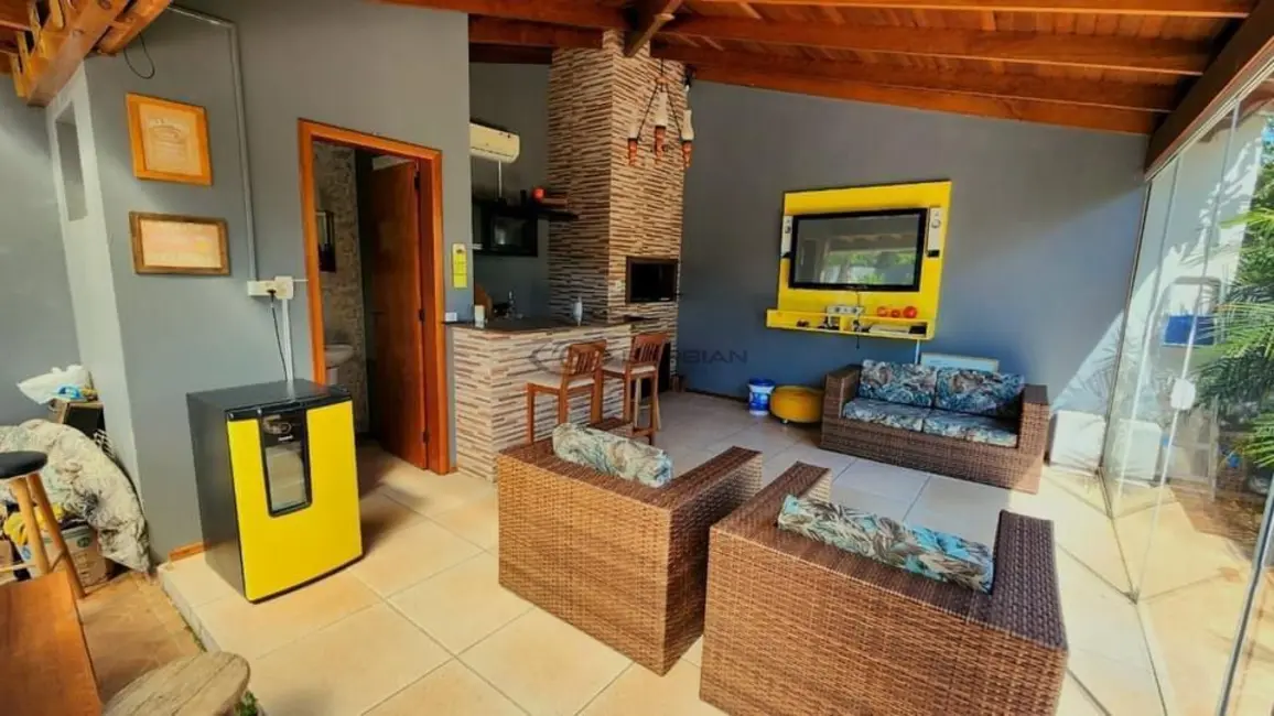 Foto 8 de Casa com 3 quartos à venda, 213m2 em Linha Santa Cruz, Santa Cruz Do Sul - RS