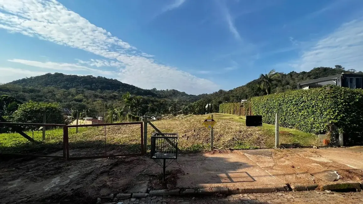Foto 1 de Terreno / Lote à venda, 827m2 em Higienópolis, Santa Cruz Do Sul - RS