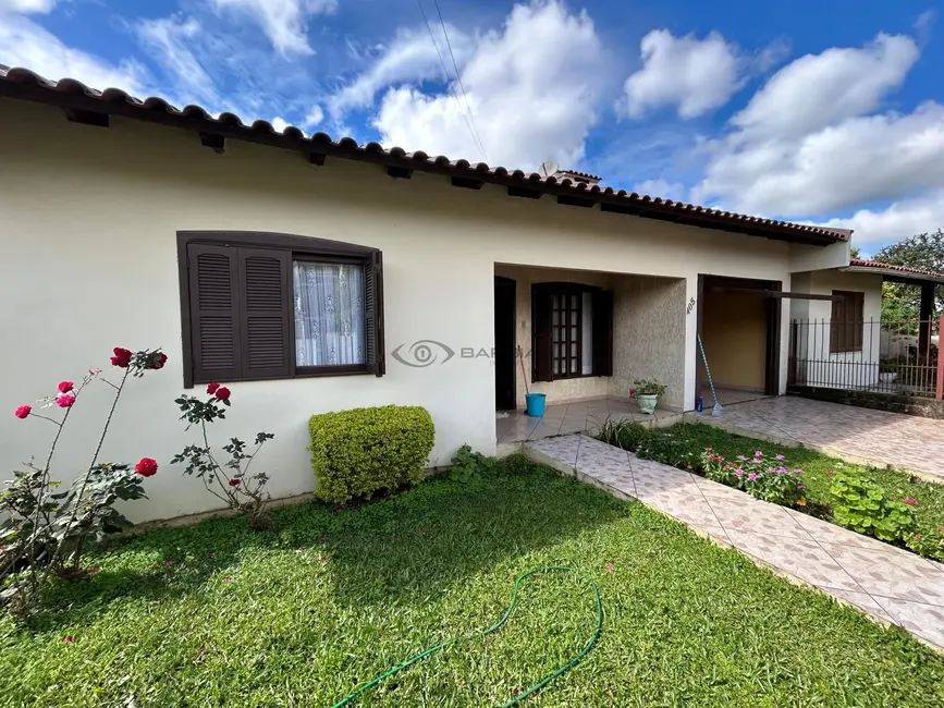 Casa com 3 quartos à venda, 143m2 em Santo Antônio, Santa Cruz Do Sul - RS - imagem 1 Foto 1 de Casa com 3 quartos à venda, 143m2 em Santo Antônio, Santa Cruz Do Sul - RS