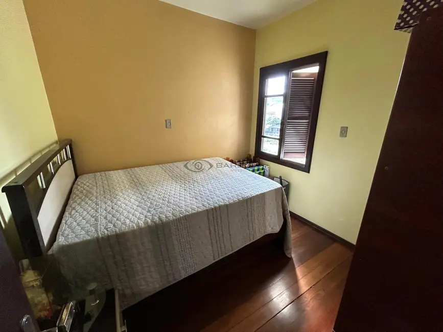 Casa com 3 quartos à venda, 143m2 em Santo Antônio, Santa Cruz Do Sul - RS - imagem 9 Foto 9 de Casa com 3 quartos à venda, 143m2 em Santo Antônio, Santa Cruz Do Sul - RS