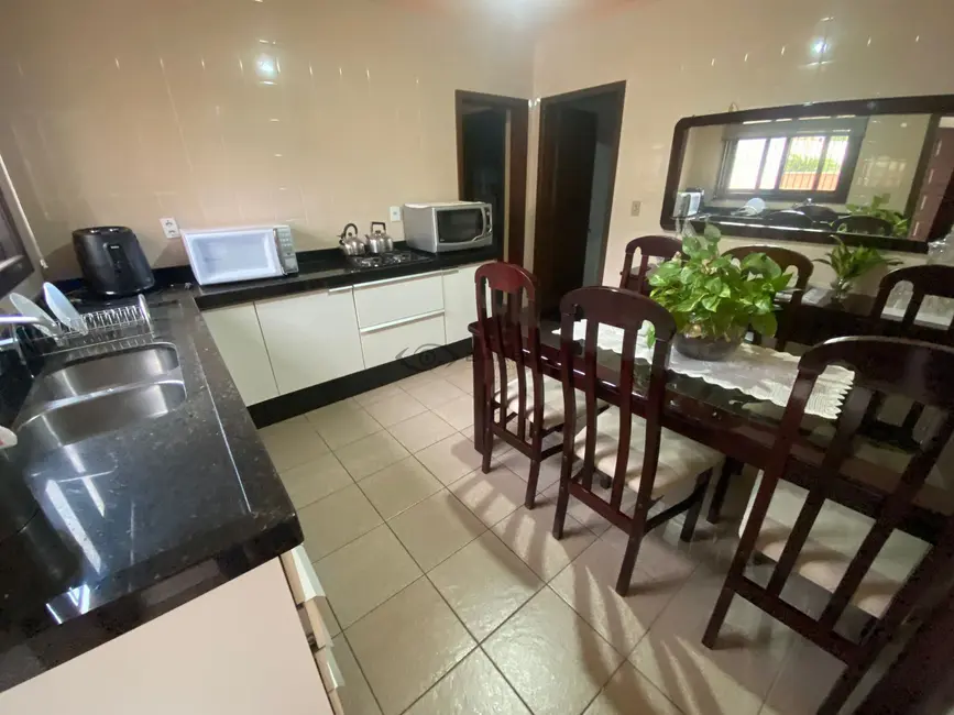 Foto 4 de Casa com 4 quartos à venda, 181m2 em Senai, Santa Cruz Do Sul - RS