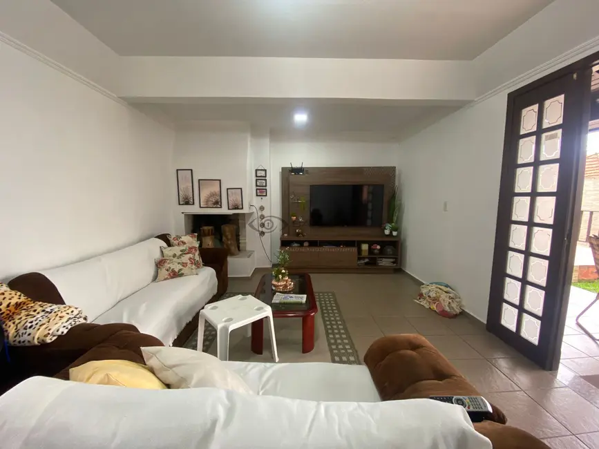 Foto 6 de Casa com 4 quartos à venda, 181m2 em Senai, Santa Cruz Do Sul - RS