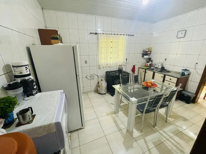 Casa com 3 quartos à venda, 100m2 em Esmeralda, Santa Cruz Do Sul - RS - imagem 3 Foto 3 de Casa com 3 quartos à venda, 100m2 em Esmeralda, Santa Cruz Do Sul - RS