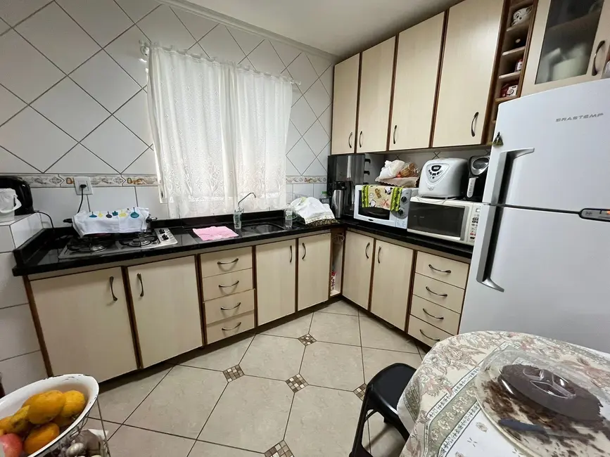 Apartamento com 3 quartos à venda, 71m2 em Ana Nery, Santa Cruz Do Sul - RS - imagem 6 Foto 6 de Apartamento com 3 quartos à venda, 71m2 em Ana Nery, Santa Cruz Do Sul - RS