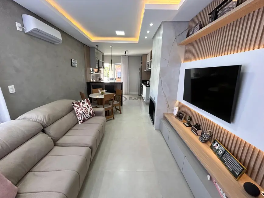 Foto 2 de Casa com 1 quarto à venda, 90m2 em João Alves, Santa Cruz Do Sul - RS