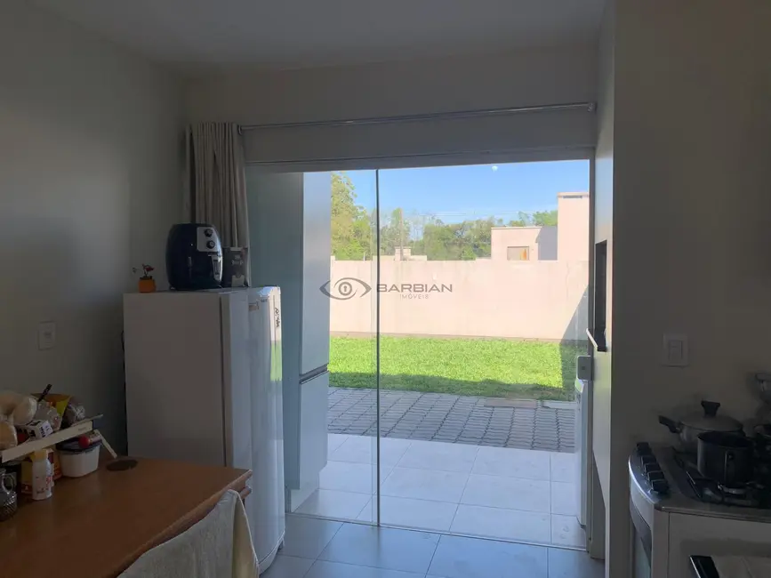 Casa com 2 quartos à venda, 169m2 em João Alves, Santa Cruz Do Sul - RS - imagem 4 Foto 4 de Casa com 2 quartos à venda, 169m2 em João Alves, Santa Cruz Do Sul - RS