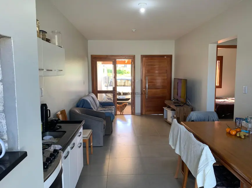 Casa com 2 quartos à venda, 169m2 em João Alves, Santa Cruz Do Sul - RS - imagem 3 Foto 3 de Casa com 2 quartos à venda, 169m2 em João Alves, Santa Cruz Do Sul - RS