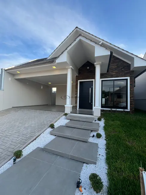 Foto 1 de Casa com 3 quartos à venda, 152m2 em Country, Santa Cruz Do Sul - RS