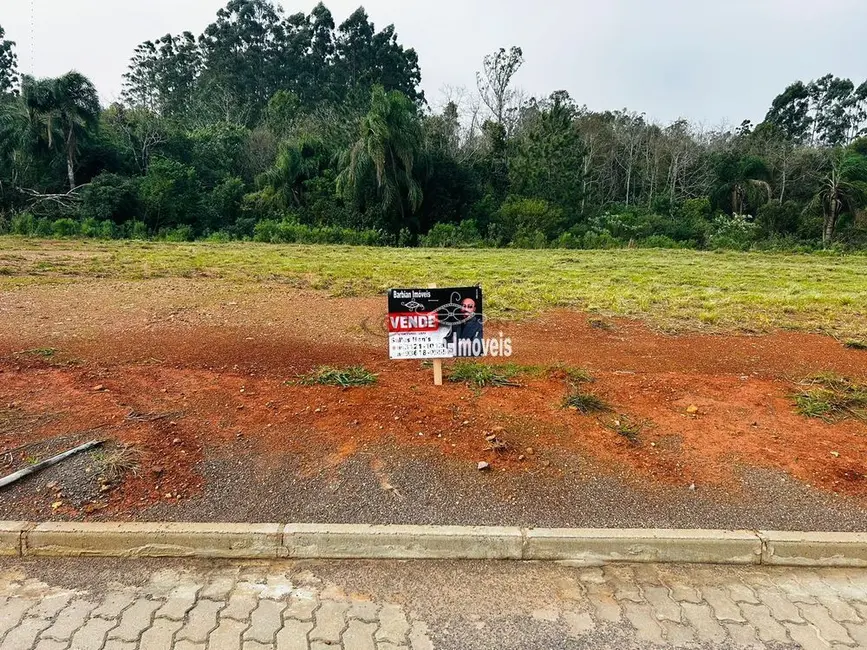 Foto 1 de Terreno / Lote à venda, 300m2 em João Alves, Santa Cruz Do Sul - RS