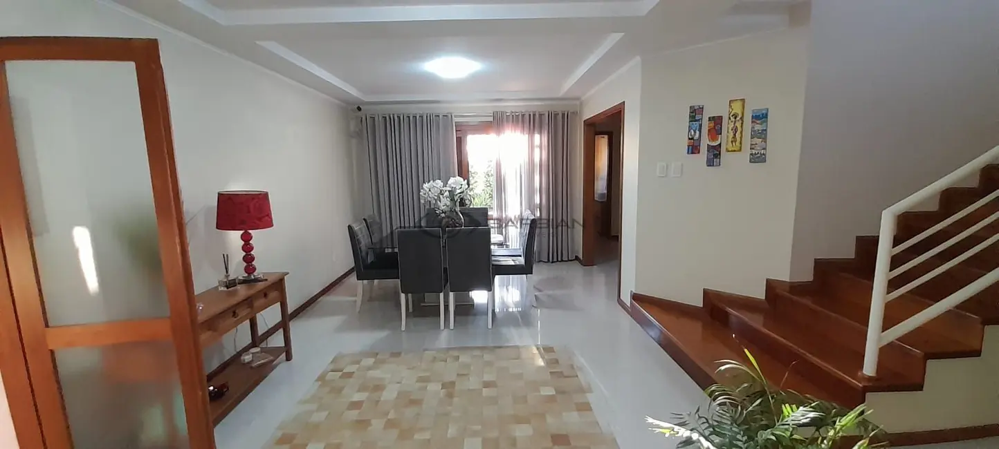 Casa com 3 quartos à venda, 284m2 em Venancio Aires - RS - imagem 9 Foto 9 de Casa com 3 quartos à venda, 284m2 em Venancio Aires - RS