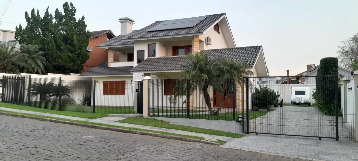 Casa com 3 quartos à venda, 284m2 em Venancio Aires - RS - imagem 2 Foto 2 de Casa com 3 quartos à venda, 284m2 em Venancio Aires - RS