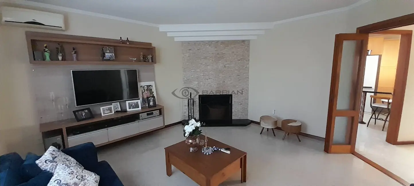 Casa com 3 quartos à venda, 284m2 em Venancio Aires - RS - imagem 6 Foto 6 de Casa com 3 quartos à venda, 284m2 em Venancio Aires - RS