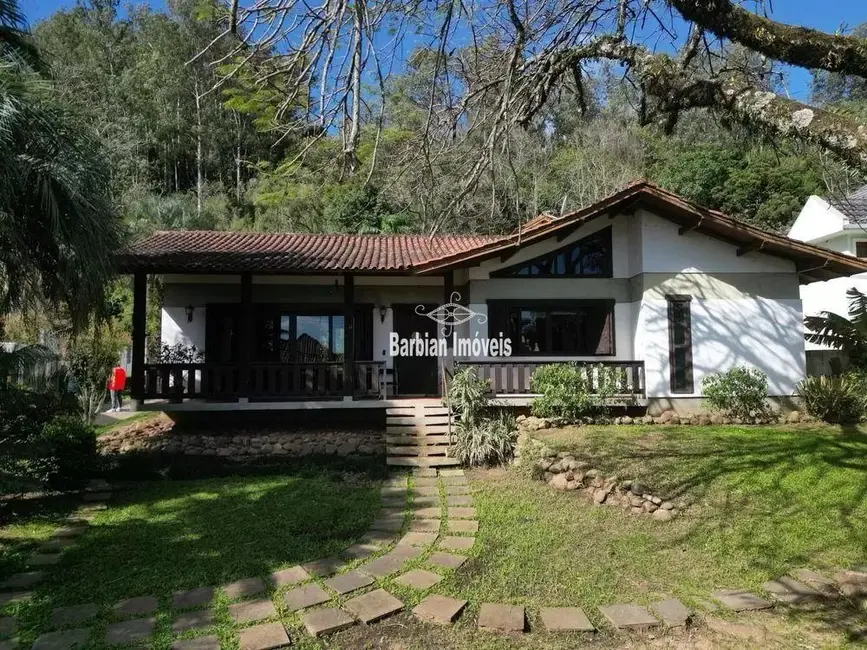 Foto 1 de Casa com 3 quartos à venda, 302m2 em Higienópolis, Santa Cruz Do Sul - RS