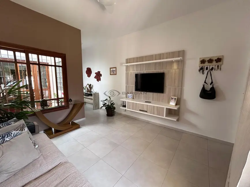 Foto 2 de Casa com 3 quartos à venda, 157m2 em Arroio Grande, Santa Cruz Do Sul - RS