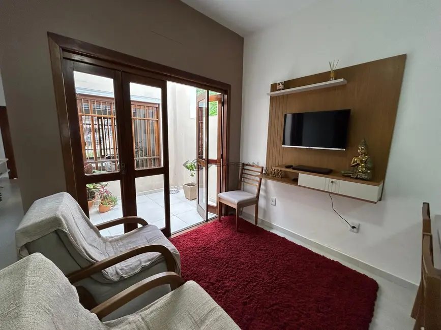 Casa com 3 quartos à venda, 157m2 em Arroio Grande, Santa Cruz Do Sul - RS - imagem 3 Foto 3 de Casa com 3 quartos à venda, 157m2 em Arroio Grande, Santa Cruz Do Sul - RS