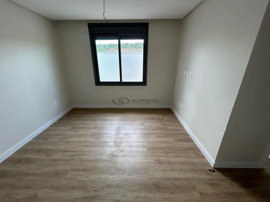 Foto 6 de Casa com 3 quartos à venda, 330m2 em Santo Inácio, Santa Cruz Do Sul - RS