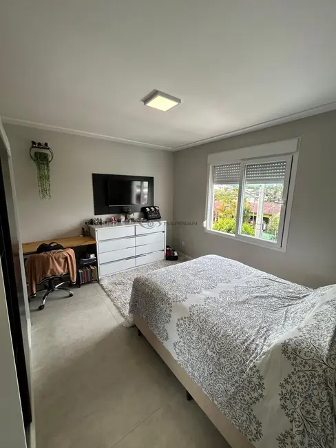 Foto 9 de Apartamento com 3 quartos à venda, 142m2 em Santo Inácio, Santa Cruz Do Sul - RS