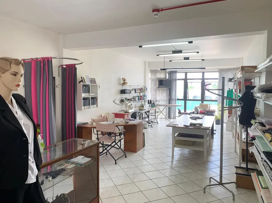 Sala Comercial com 1 quarto à venda, 51m2 em Centro, Santa Cruz Do Sul - RS - imagem 3 Foto 3 de Sala Comercial com 1 quarto à venda, 51m2 em Centro, Santa Cruz Do Sul - RS