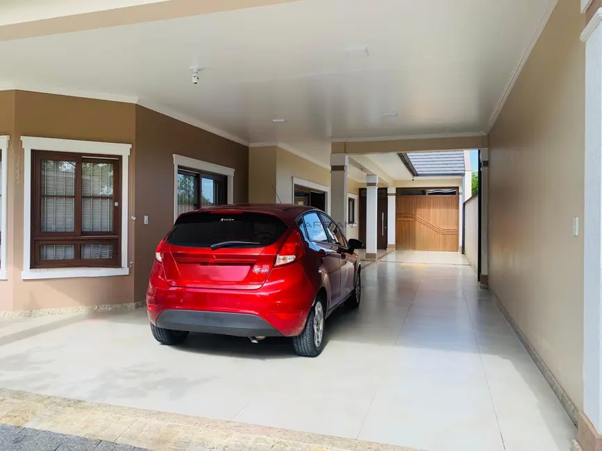 Foto 6 de Casa com 3 quartos à venda, 310m2 em Centro, Vera Cruz - RS