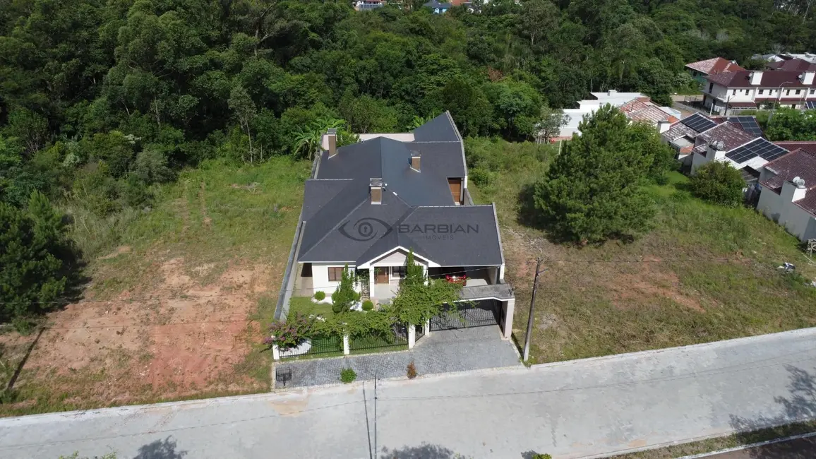 Foto 1 de Casa com 3 quartos à venda, 310m2 em Centro, Vera Cruz - RS