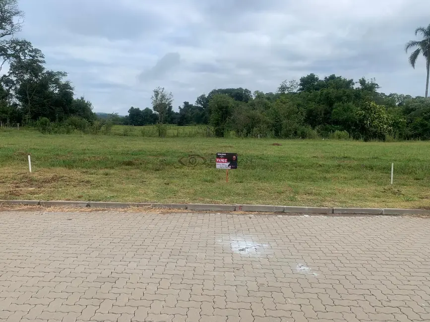 Foto 1 de Terreno / Lote à venda, 300m2 em Linha Santa Cruz, Santa Cruz Do Sul - RS