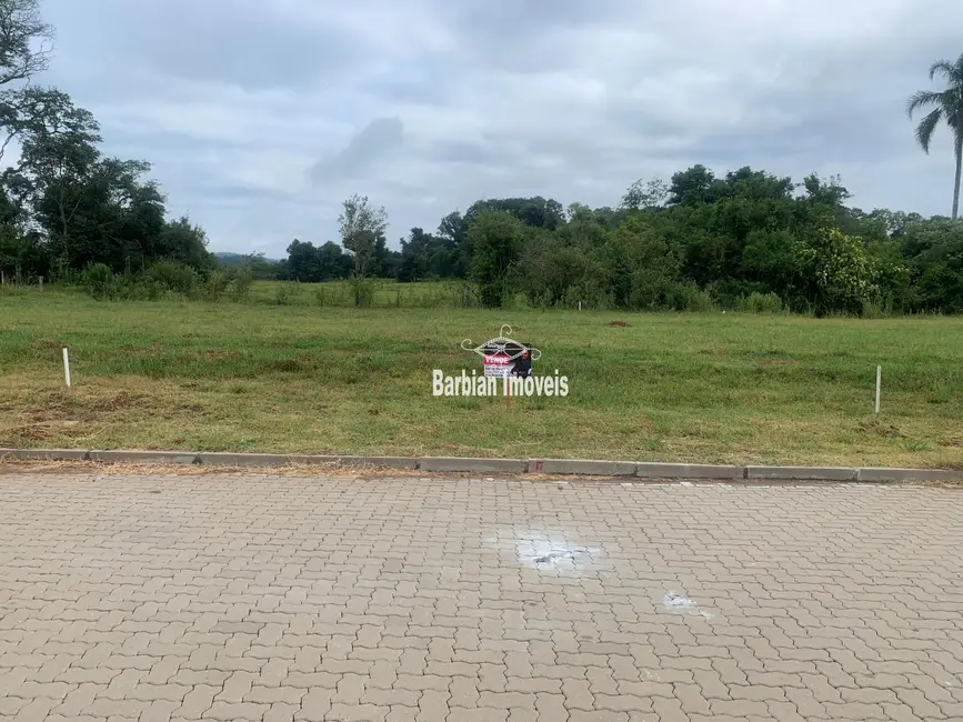 Foto 1 de Terreno / Lote à venda, 300m2 em Linha Santa Cruz, Santa Cruz Do Sul - RS