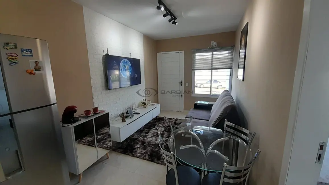 Casa com 2 quartos à venda, 46m2 em João Alves, Santa Cruz Do Sul - RS - imagem 3 Foto 3 de Casa com 2 quartos à venda, 46m2 em João Alves, Santa Cruz Do Sul - RS