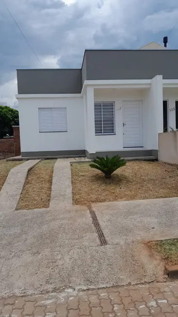 Casa com 2 quartos à venda, 46m2 em João Alves, Santa Cruz Do Sul - RS - imagem 2 Foto 2 de Casa com 2 quartos à venda, 46m2 em João Alves, Santa Cruz Do Sul - RS