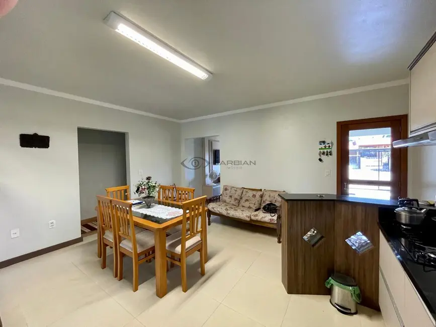 Foto 8 de Casa com 3 quartos à venda, 182m2 em Centro, Vera Cruz - RS