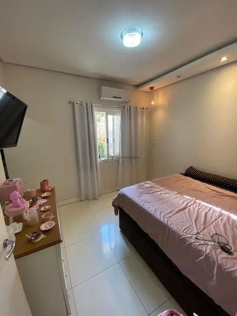 Casa com 3 quartos à venda, 144m2 em Centro, Santa Cruz Do Sul - RS - imagem 6 Foto 6 de Casa com 3 quartos à venda, 144m2 em Centro, Santa Cruz Do Sul - RS