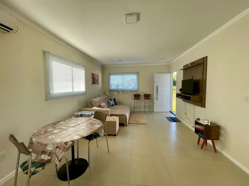 Casa com 2 quartos à venda, 96m2 em Linha Santa Cruz, Santa Cruz Do Sul - RS - imagem 7 Foto 7 de Casa com 2 quartos à venda, 96m2 em Linha Santa Cruz, Santa Cruz Do Sul - RS