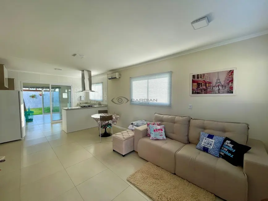 Casa com 2 quartos à venda, 96m2 em Linha Santa Cruz, Santa Cruz Do Sul - RS - imagem 5 Foto 5 de Casa com 2 quartos à venda, 96m2 em Linha Santa Cruz, Santa Cruz Do Sul - RS