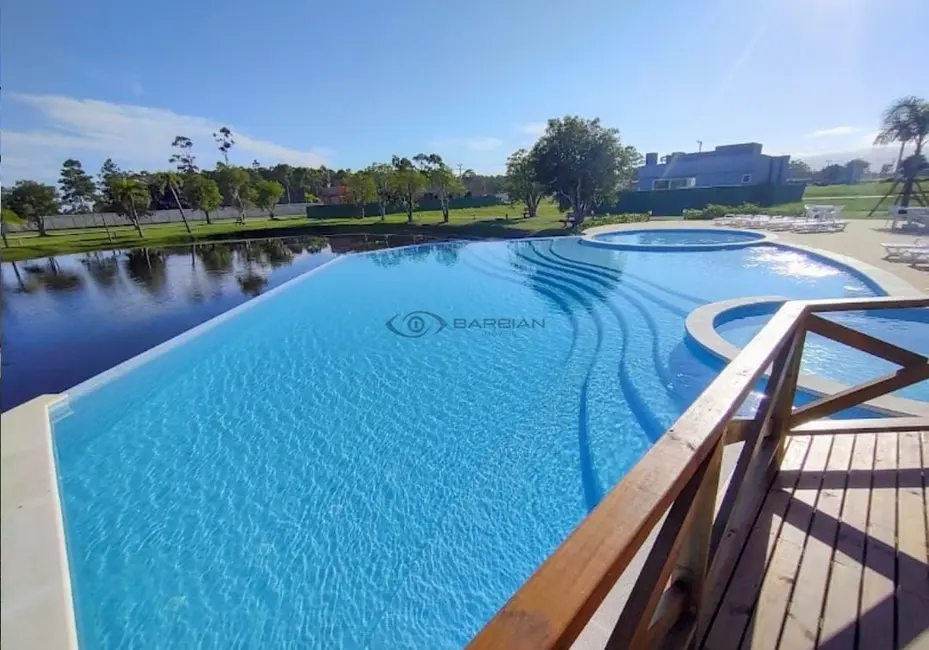 Foto 3 de Terreno / Lote à venda, 300m2 em Capao Da Canoa - RS