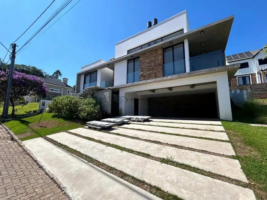 Foto 2 de Casa com 3 quartos à venda, 264m2 em Country, Santa Cruz Do Sul - RS