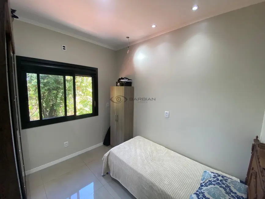 Casa com 3 quartos à venda, 131m2 em Linha Santa Cruz, Santa Cruz Do Sul - RS - imagem 8 Foto 8 de Casa com 3 quartos à venda, 131m2 em Linha Santa Cruz, Santa Cruz Do Sul - RS