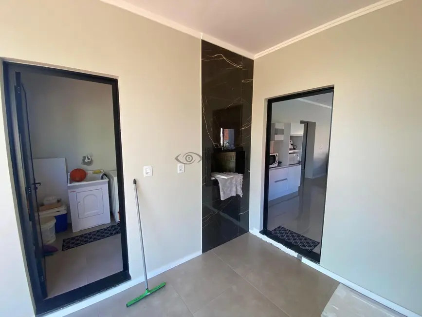 Casa com 3 quartos à venda, 131m2 em Linha Santa Cruz, Santa Cruz Do Sul - RS - imagem 6 Foto 6 de Casa com 3 quartos à venda, 131m2 em Linha Santa Cruz, Santa Cruz Do Sul - RS