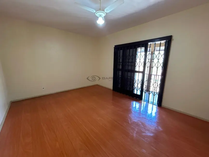 Foto 6 de Casa com 4 quartos à venda, 339m2 em Santo Inácio, Santa Cruz Do Sul - RS