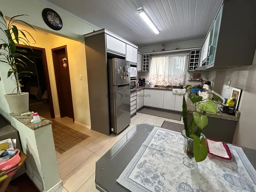 Foto 2 de Casa com 3 quartos à venda, 155m2 em Bom Jesus, Santa Cruz Do Sul - RS