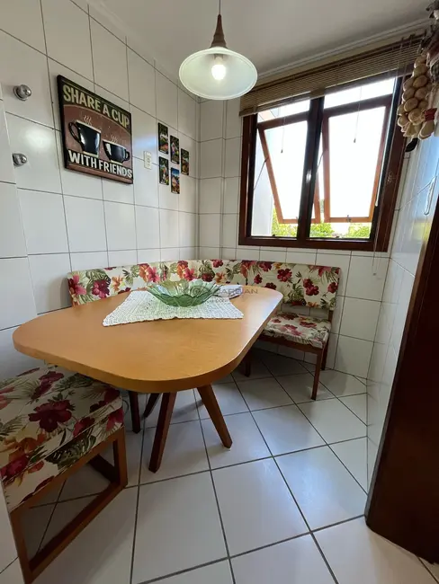 Foto 5 de Apartamento com 3 quartos à venda, 195m2 em Centro, Santa Cruz Do Sul - RS